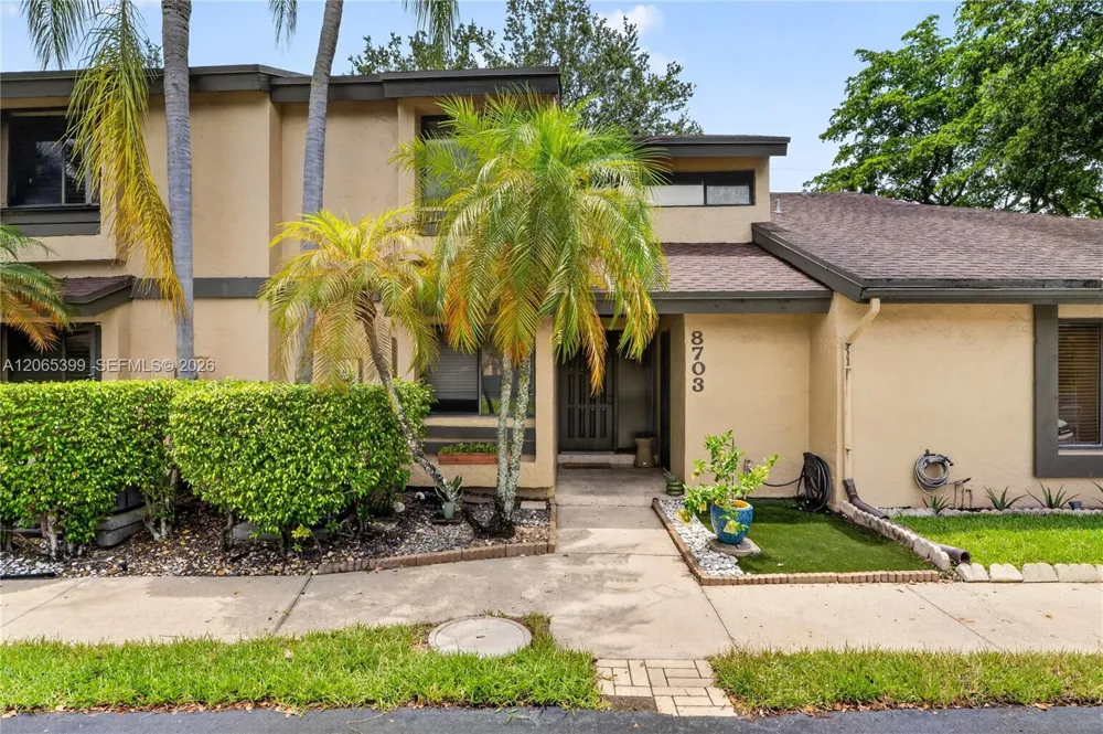 8703 Cleary Blvd Plantation, FL 33324