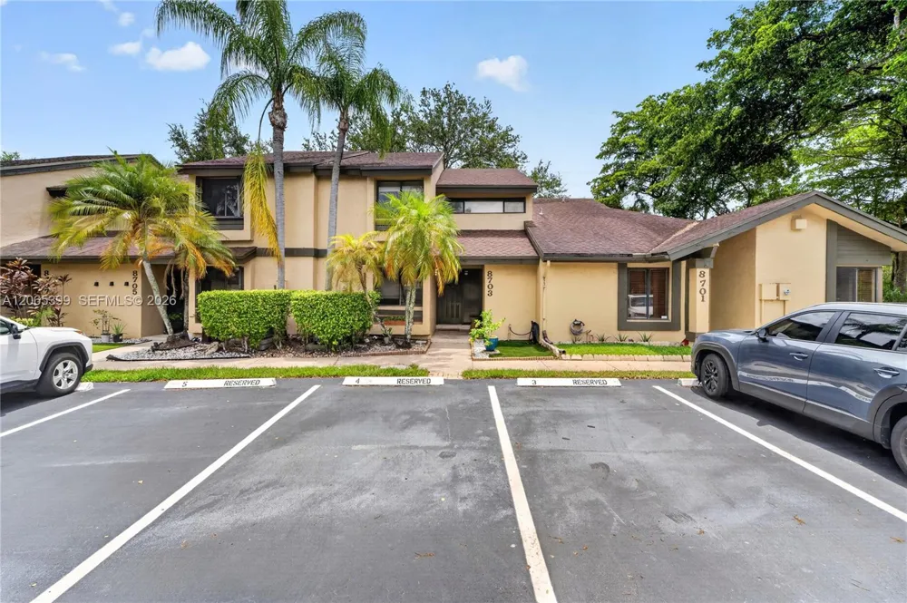 8703 Cleary Blvd Plantation, FL 33324