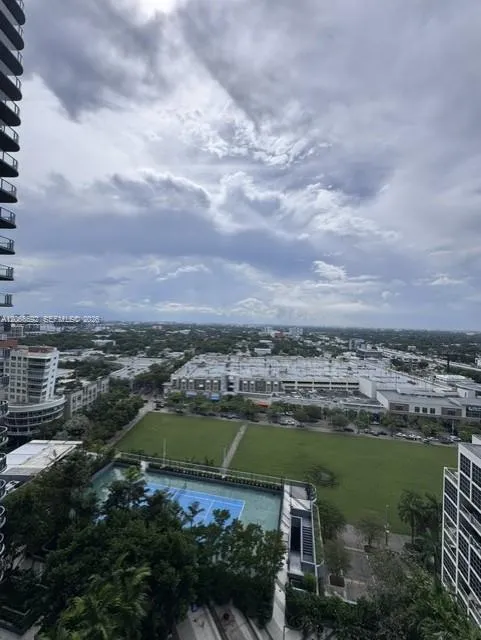 121 NE 34th St #1810 Miami, FL 33137