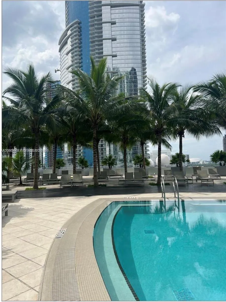 900 Biscayne Blvd #3408 Miami, FL 33132