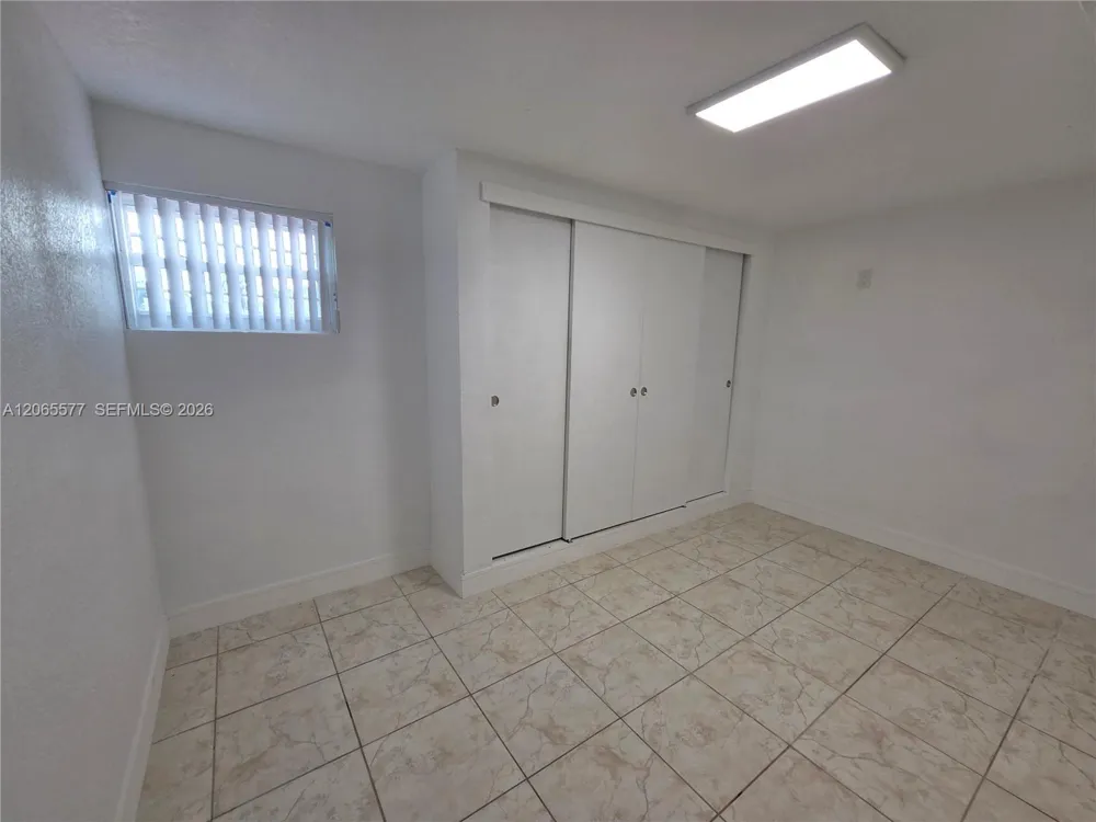 10500 SW 30th St Miami, FL 33165