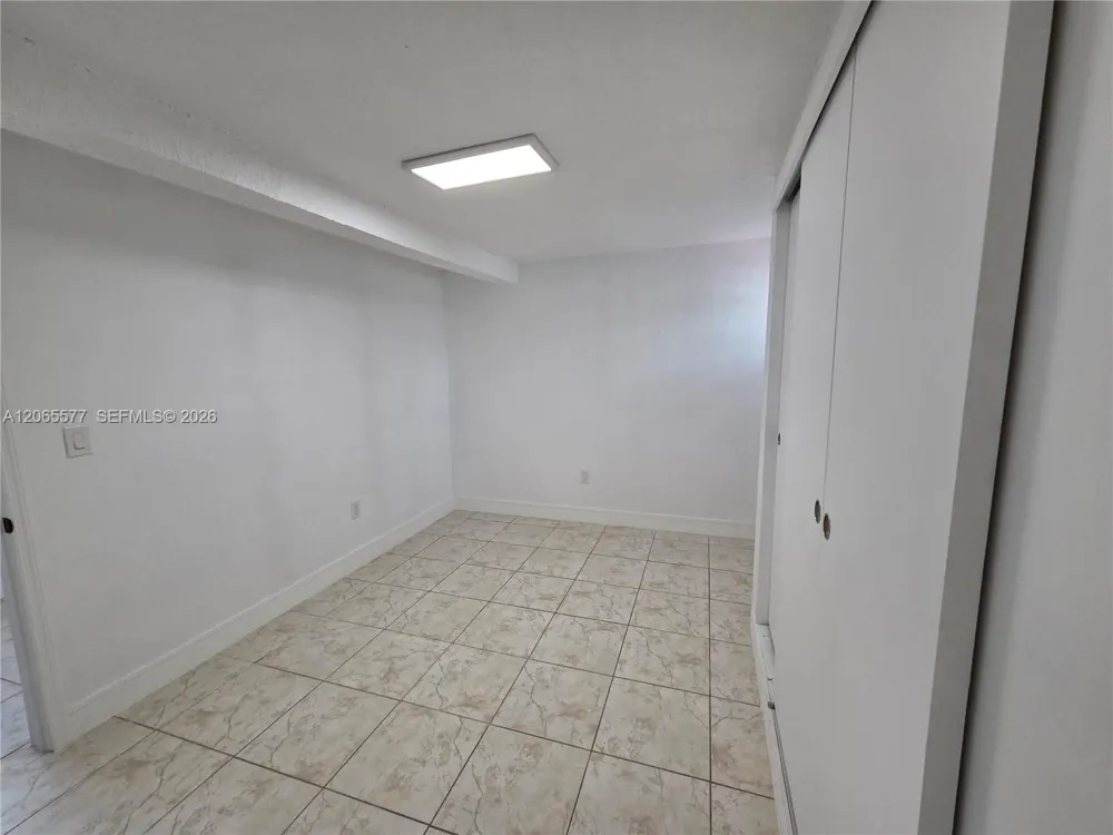10500 SW 30th St Miami, FL 33165