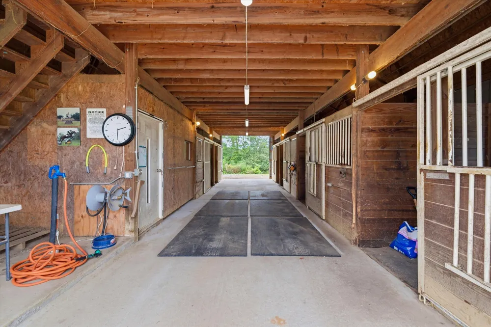 7310 Steinbach Road Manchester, MI 48158