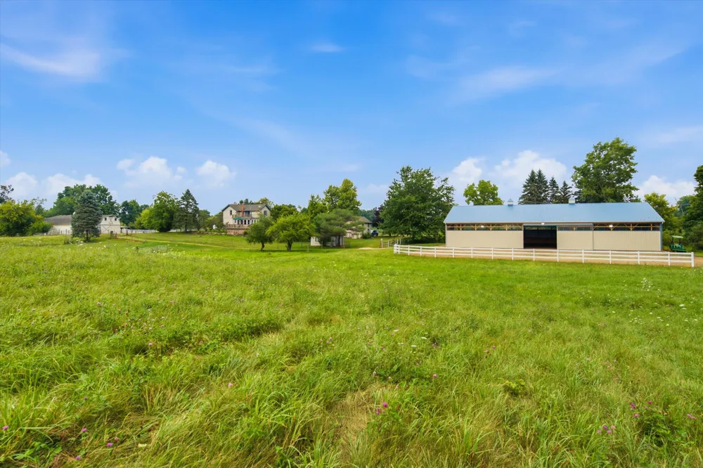 7310 Steinbach Road Manchester, MI 48158