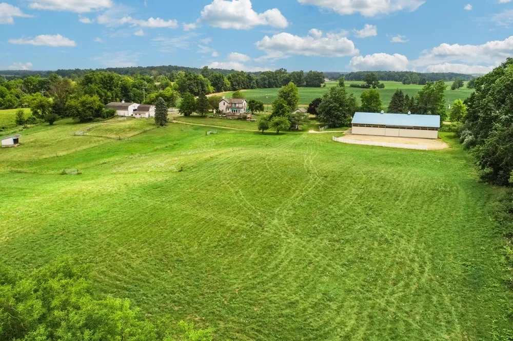 7310 Steinbach Road Manchester, MI 48158
