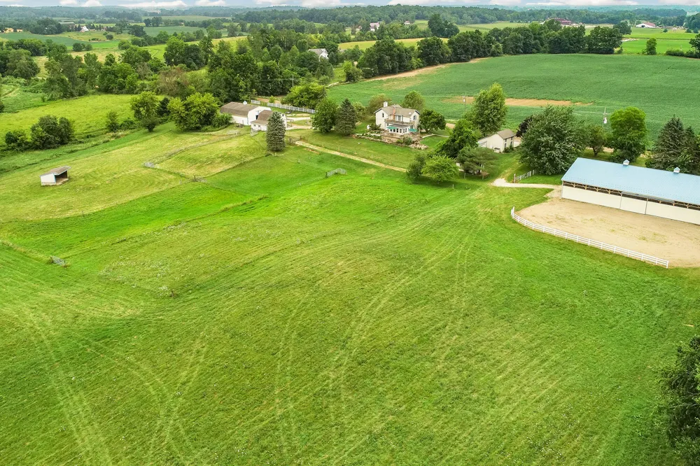 7310 Steinbach Road Manchester, MI 48158