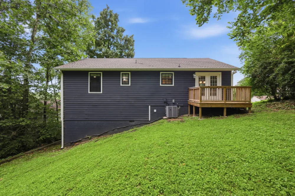 1145 Jacksons View Rd Hermitage, TN 37076
