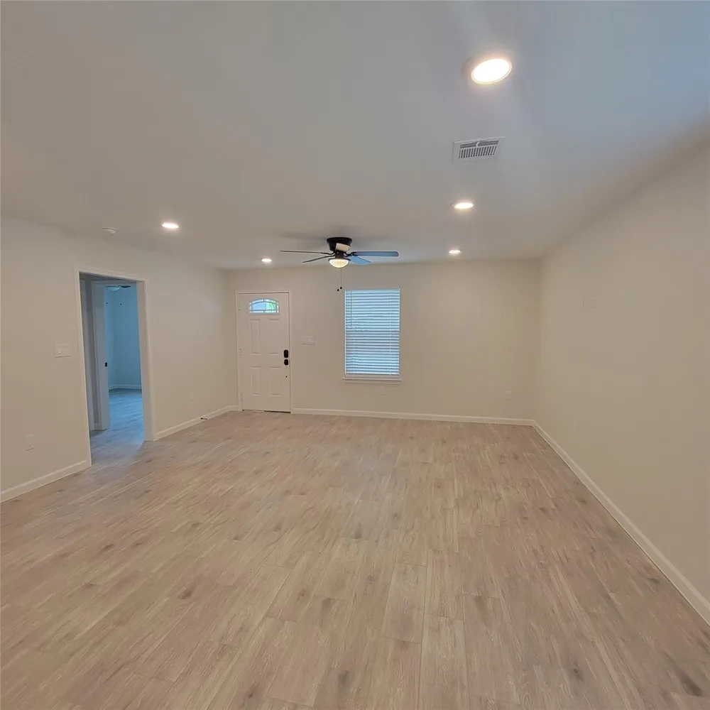 116 Tanner Street Brazoria, TX 77422