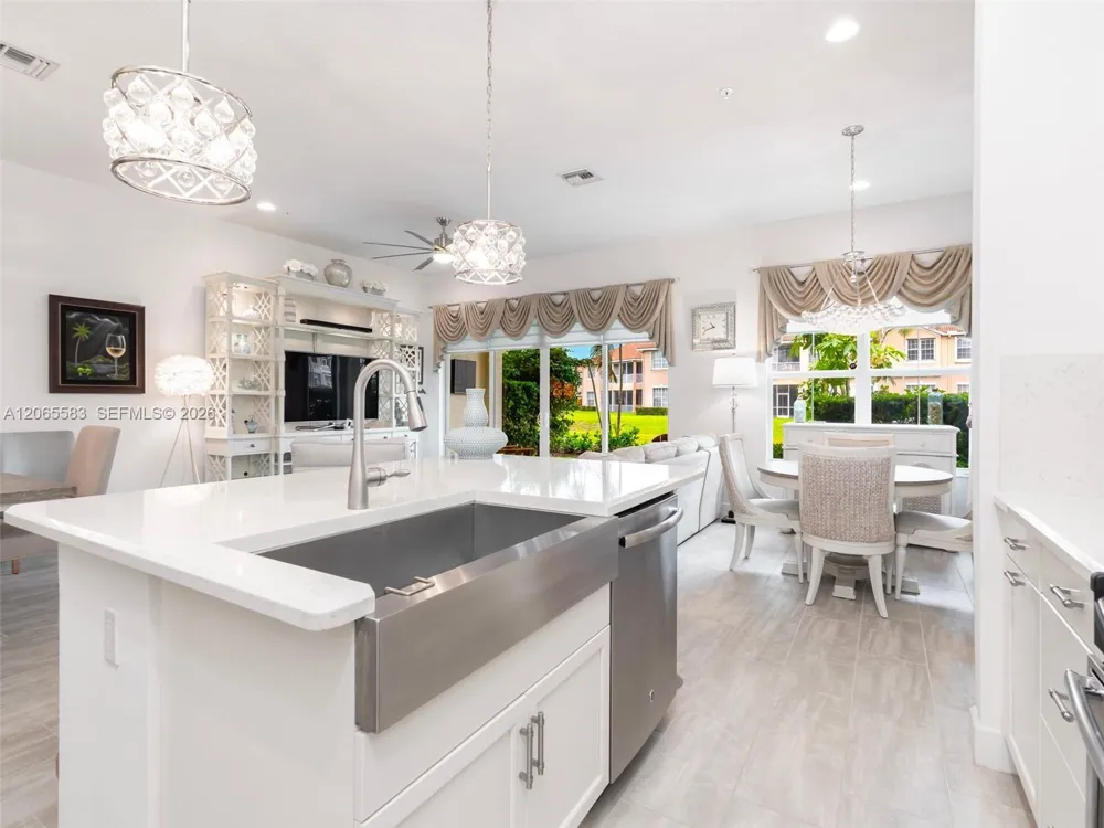 22936 Clear Echo Dr #35 Boca Raton, FL 33433