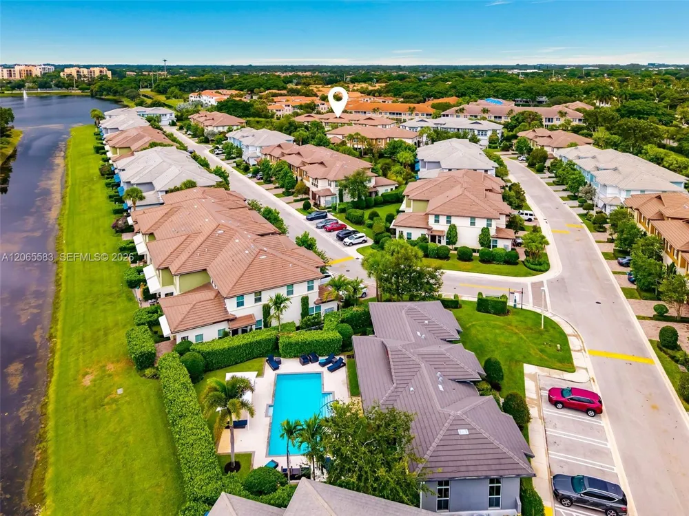22936 Clear Echo Dr #35 Boca Raton, FL 33433