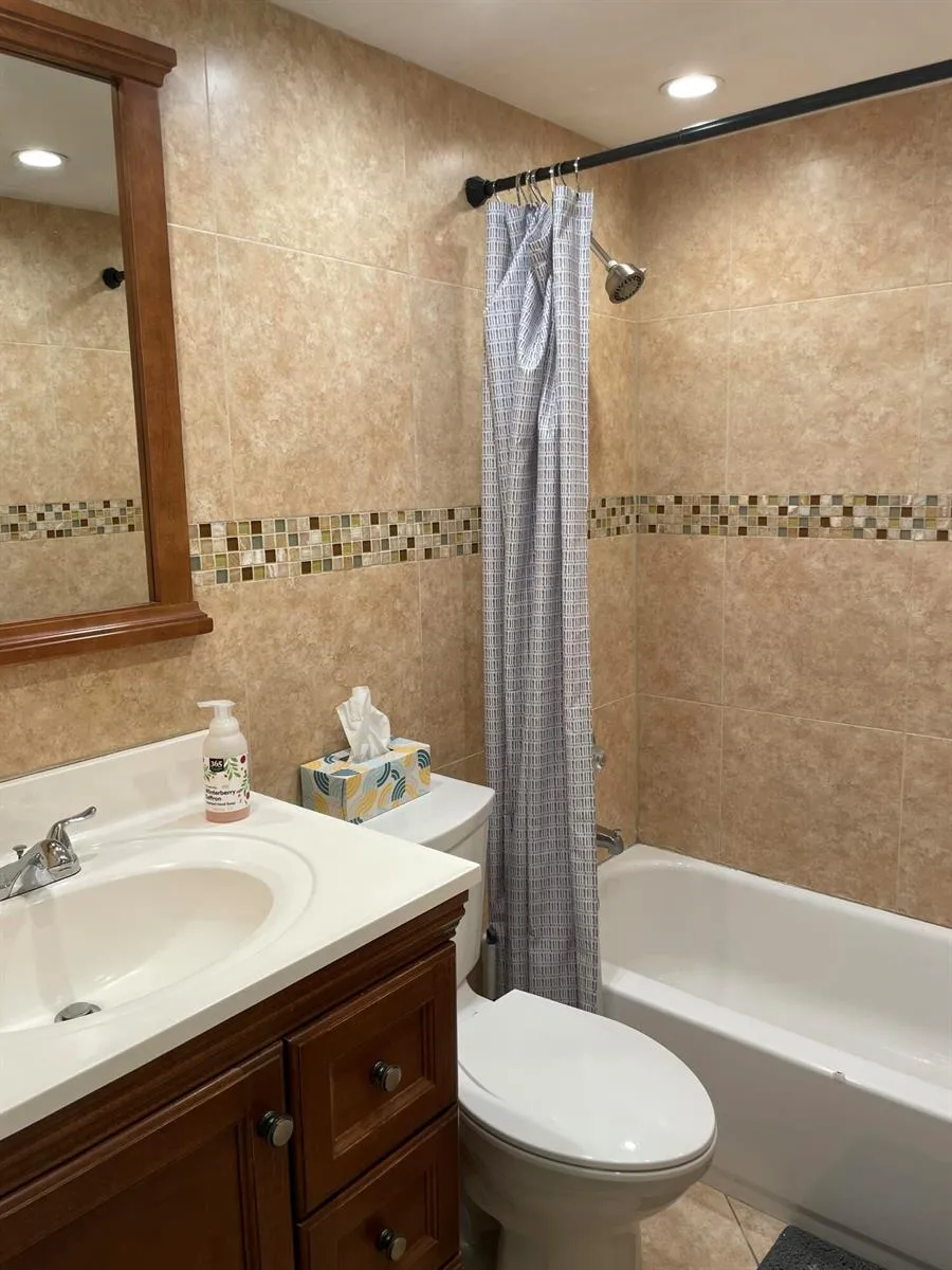 1731 SE 15TH STREET #206 Fort Lauderdale, FL 33316