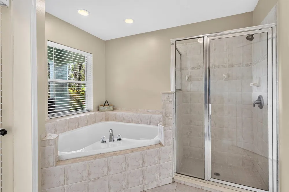 3913 58TH CIRCLE Vero Beach, FL 32966