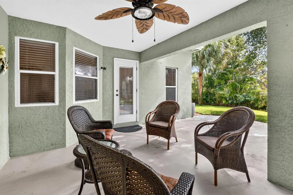 3913 58TH CIRCLE Vero Beach, FL 32966