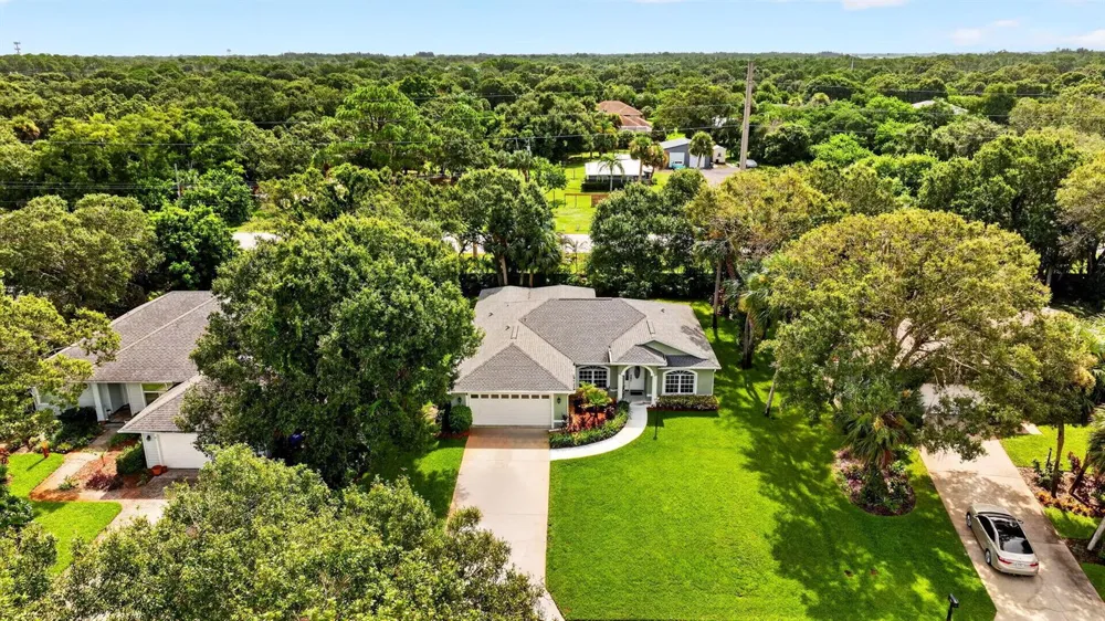 3913 58TH CIRCLE Vero Beach, FL 32966