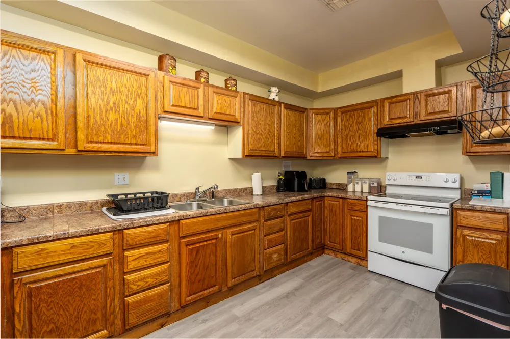 4 W Hillcrest Way Okemah, OK 74859
