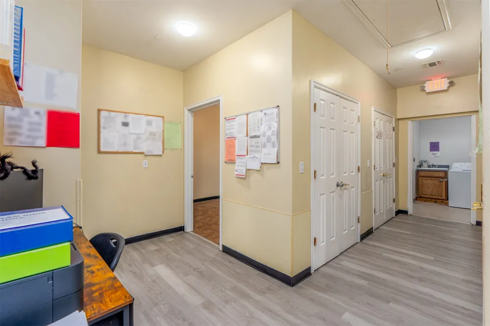 4 W Hillcrest Way Okemah, OK 74859