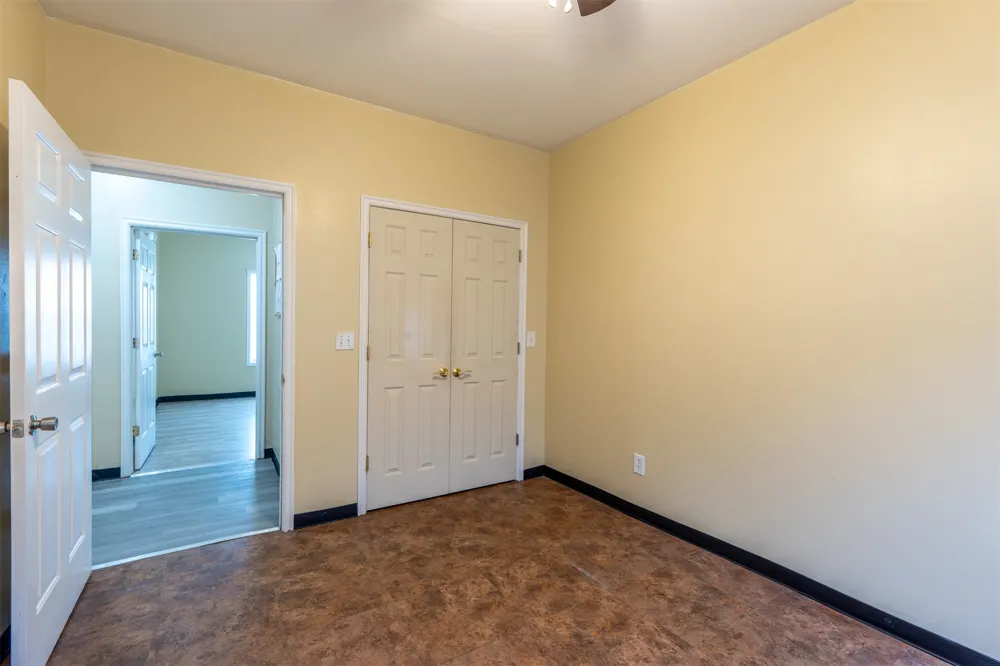 4 W Hillcrest Way Okemah, OK 74859