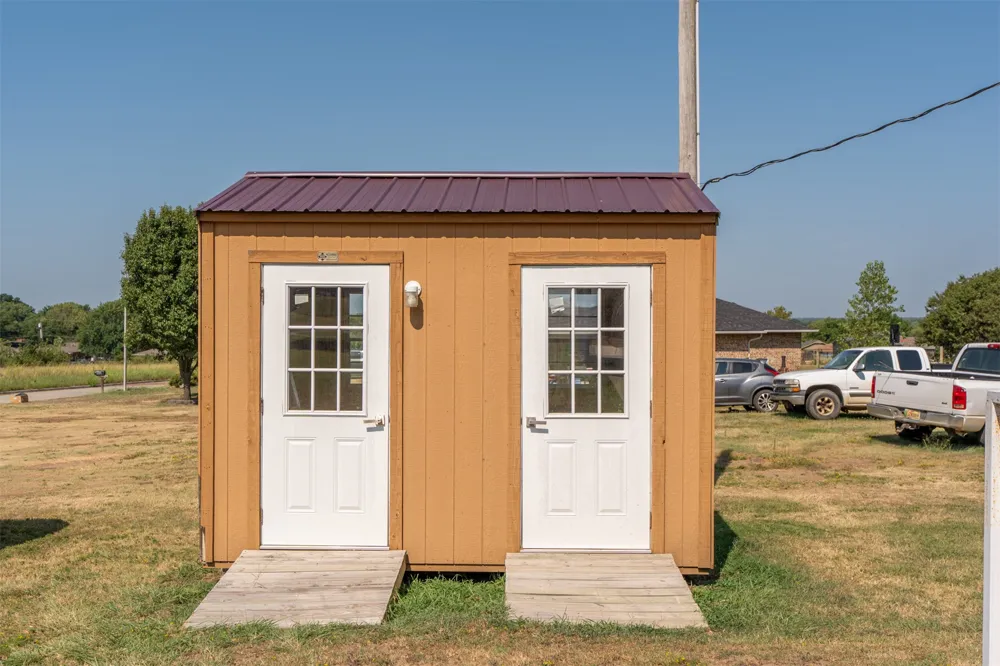 4 W Hillcrest Way Okemah, OK 74859