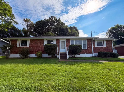 213 Bonnaridge Dr