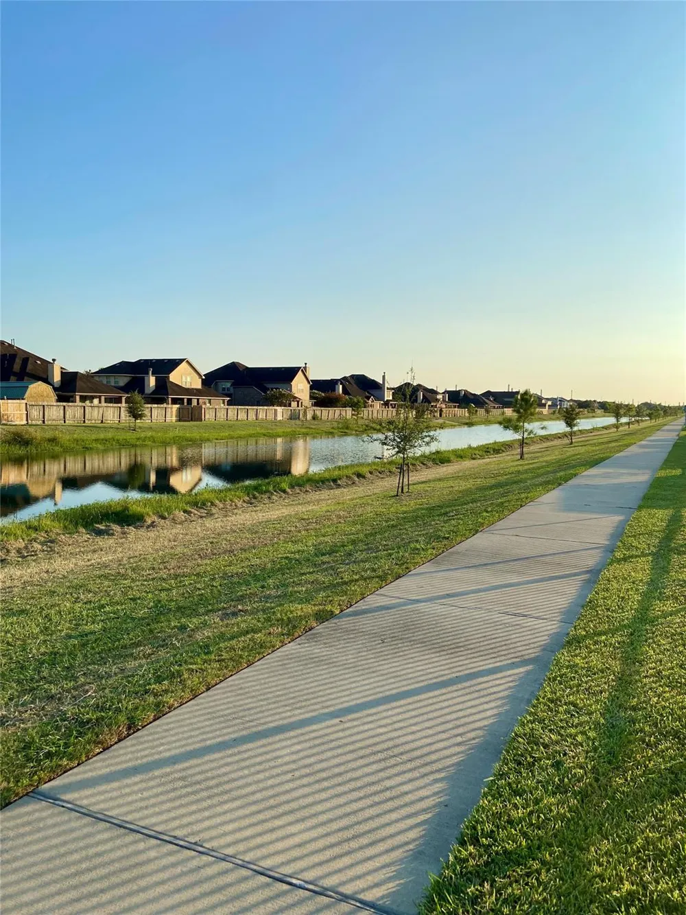 12106 Champions Forest Drive Mont Belvieu, TX 77535