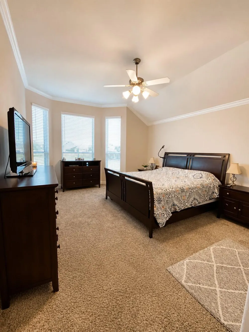 12106 Champions Forest Drive Mont Belvieu, TX 77535