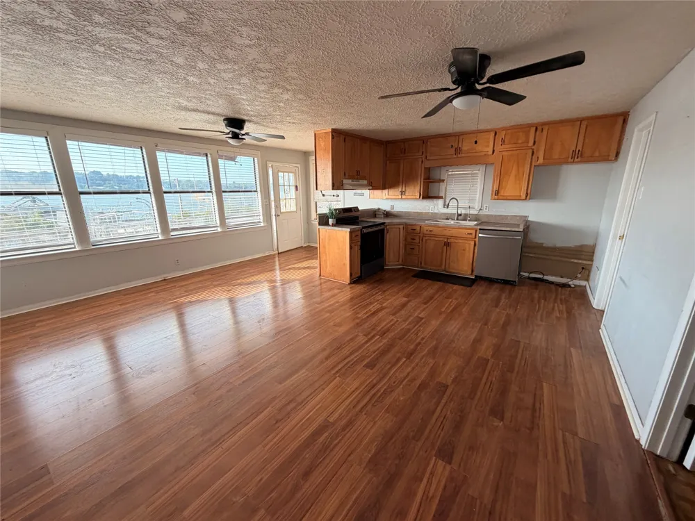 223 Avolyn Drive Brownwood, TX 76801