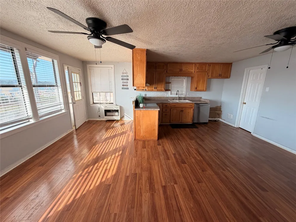 223 Avolyn Drive Brownwood, TX 76801