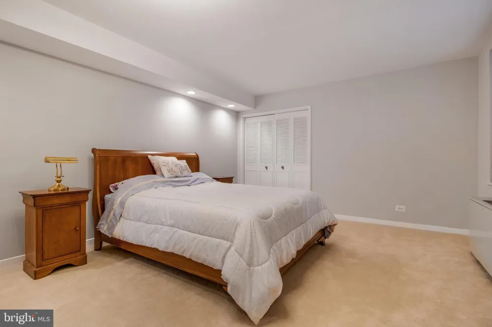 1200 NASH STREET #232 Arlington, VA 22209