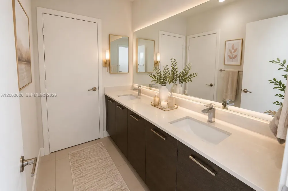 3418 NW 13th St Lauderhill, FL 33311