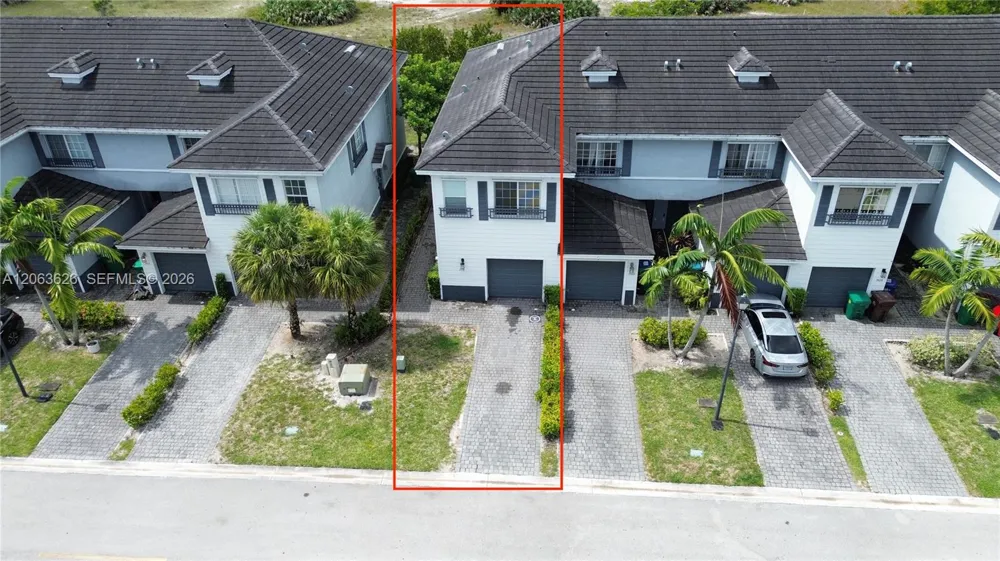 3418 NW 13th St Lauderhill, FL 33311