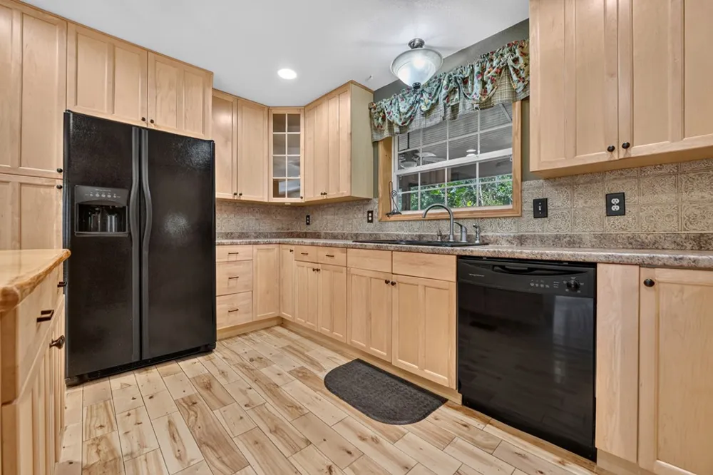 648 Posey Place Murphy, NC 28906