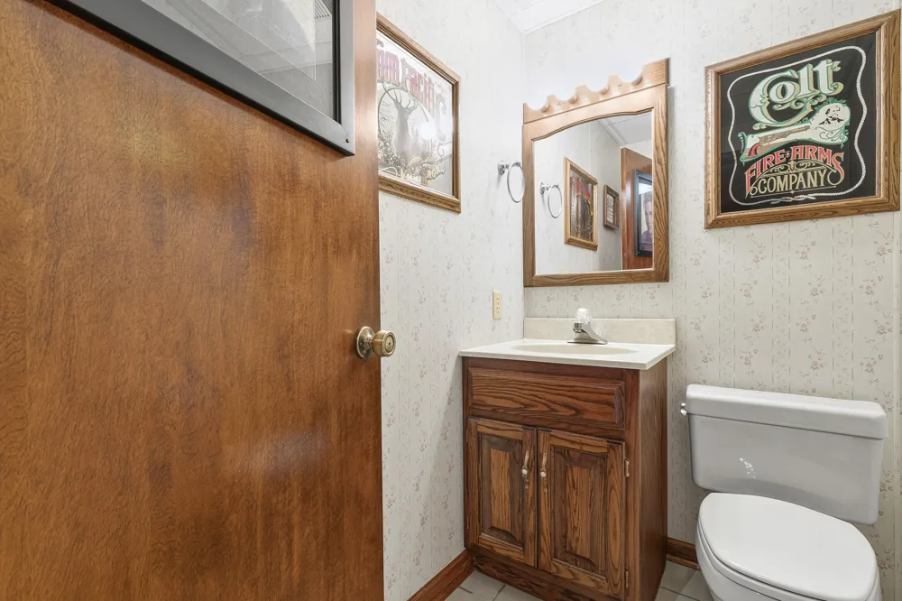 200 560 W Valparaiso, IN 46385
