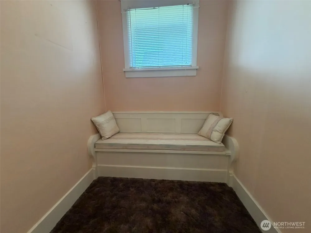 1808 Pacific Avenue Aberdeen, WA 98520