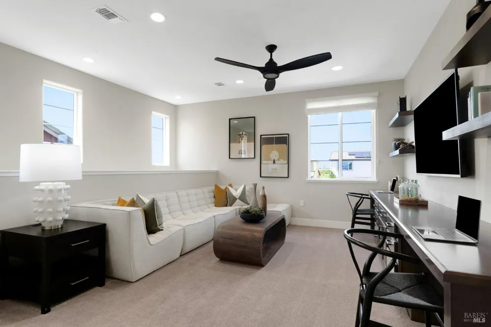 813 Fallen Leaf Lane Oakley, CA 94561