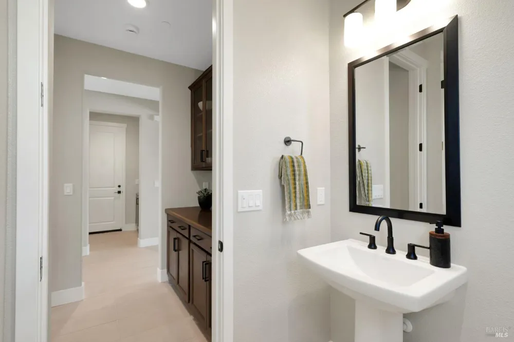 813 Fallen Leaf Lane Oakley, CA 94561