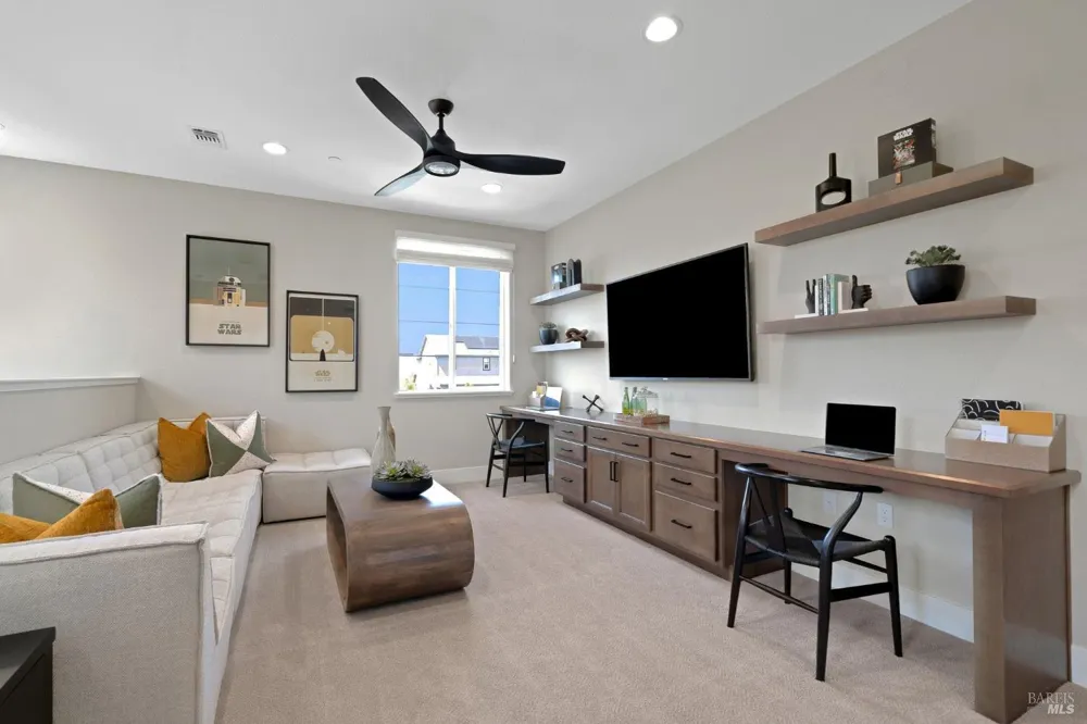 813 Fallen Leaf Lane Oakley, CA 94561