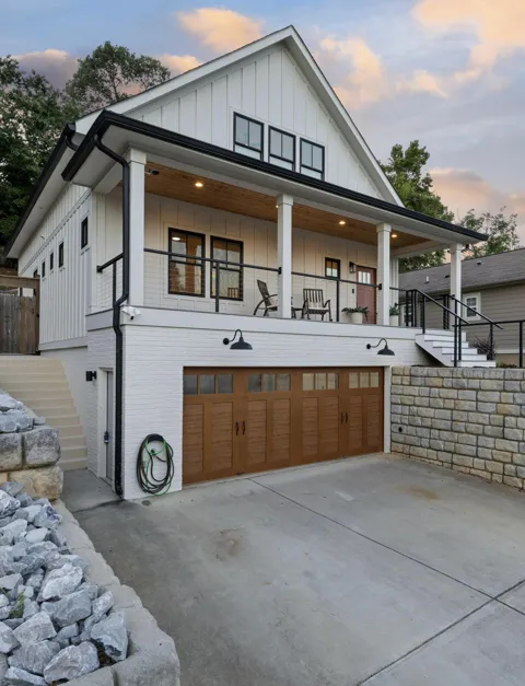 625 Snow Street