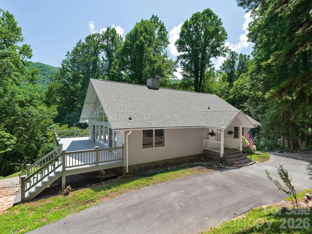 1572 Brushy Fork Road Sylva, NC 28779