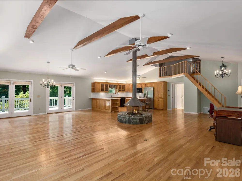 1572 Brushy Fork Road Sylva, NC 28779