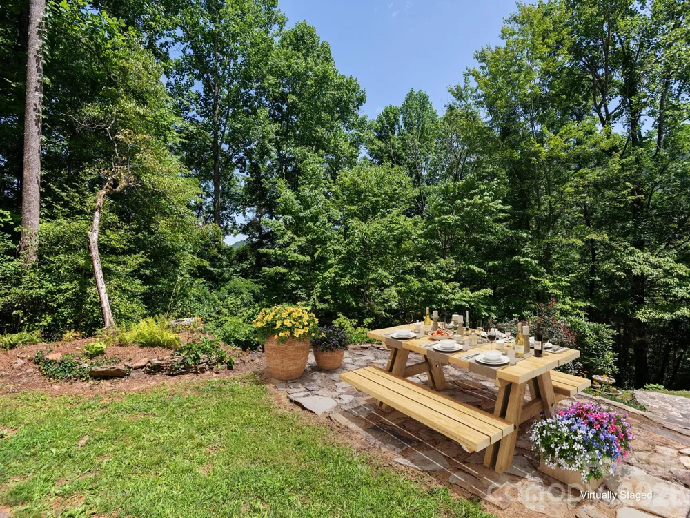 1572 Brushy Fork Road Sylva, NC 28779