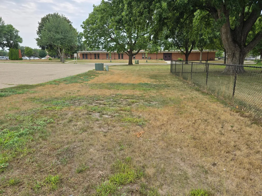 306 E Crawford Street Luverne, MN 56156