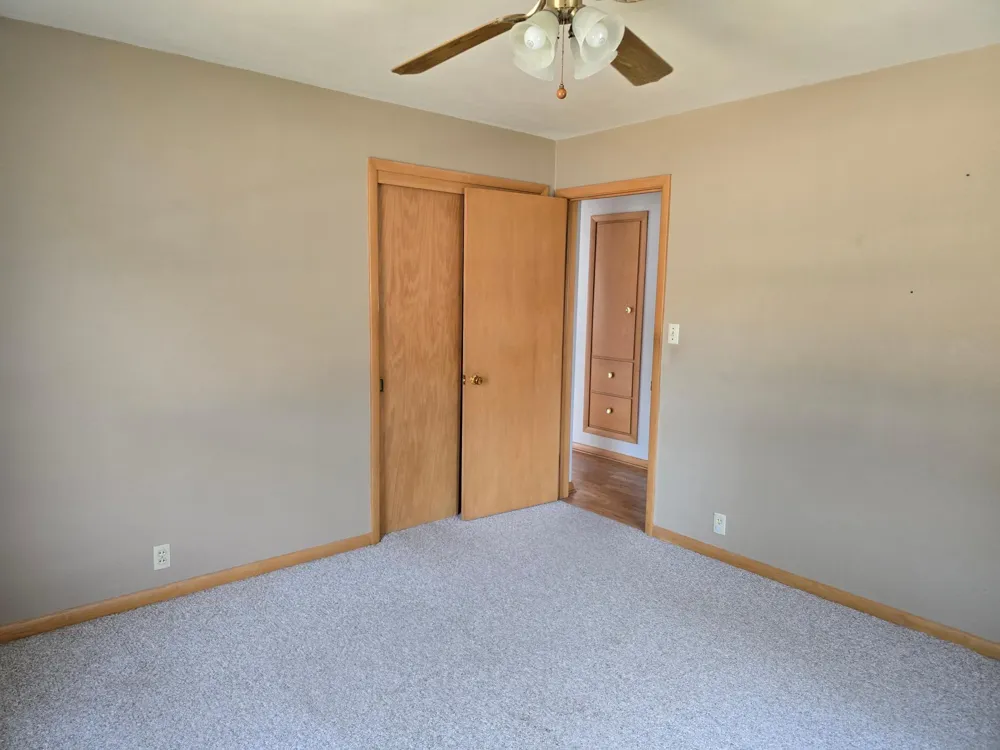 306 E Crawford Street Luverne, MN 56156
