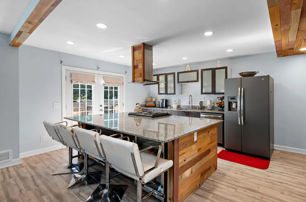 724 E Broadway Street Monticello, MN 55362