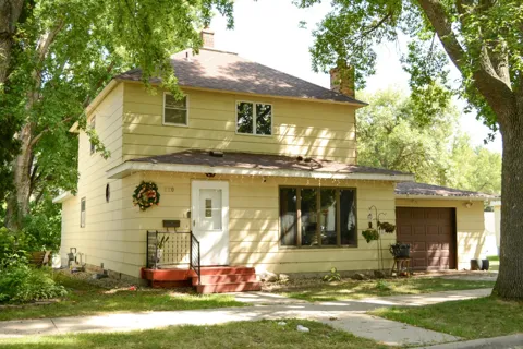 220 7th Street