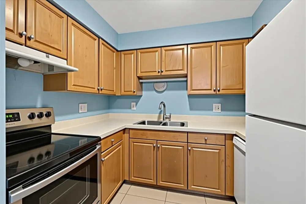 1942 Axtell Drive #3 Troy City, MI 48084
