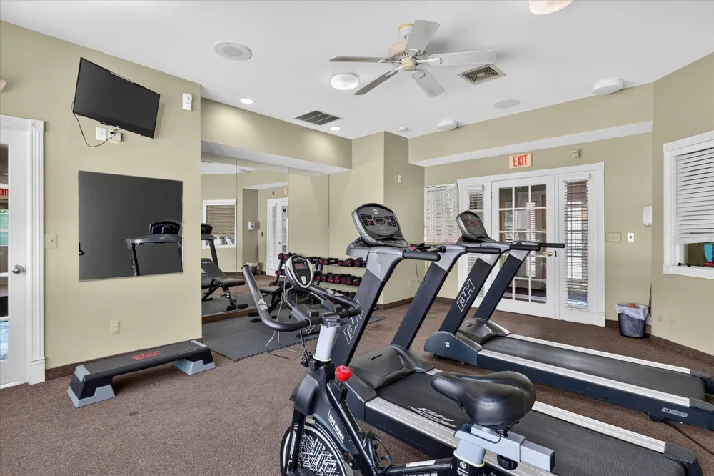 1942 Axtell Drive #3 Troy City, MI 48084
