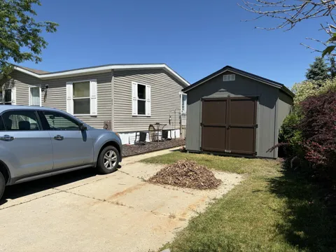 360 E Tuttle Road #212