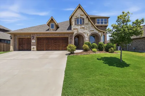 913 Birchwood Drive