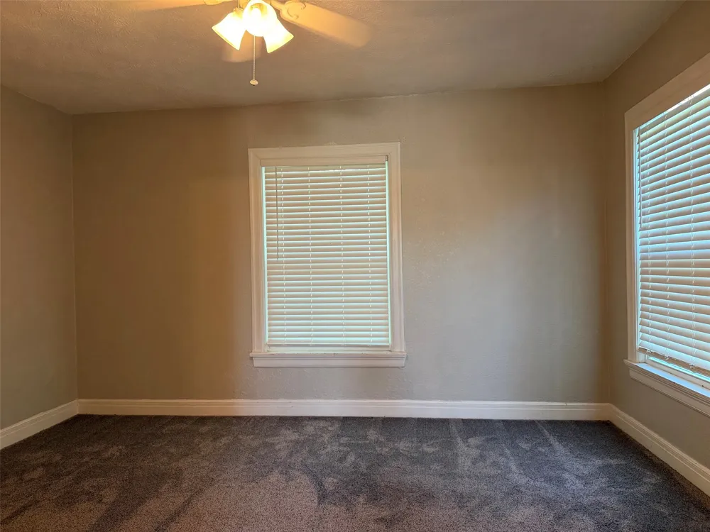 926 Calaveras Street Graham, TX 76450