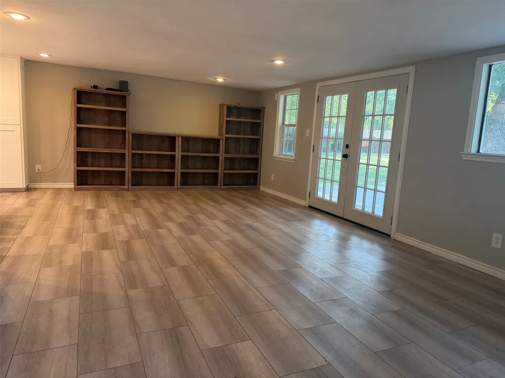 926 Calaveras Street Graham, TX 76450